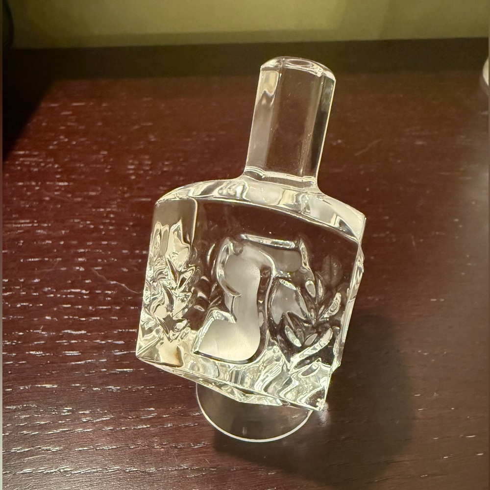 Perfect condition Alef Judaica 100% Crystal Chanukah Dreidel Vintage 1990's